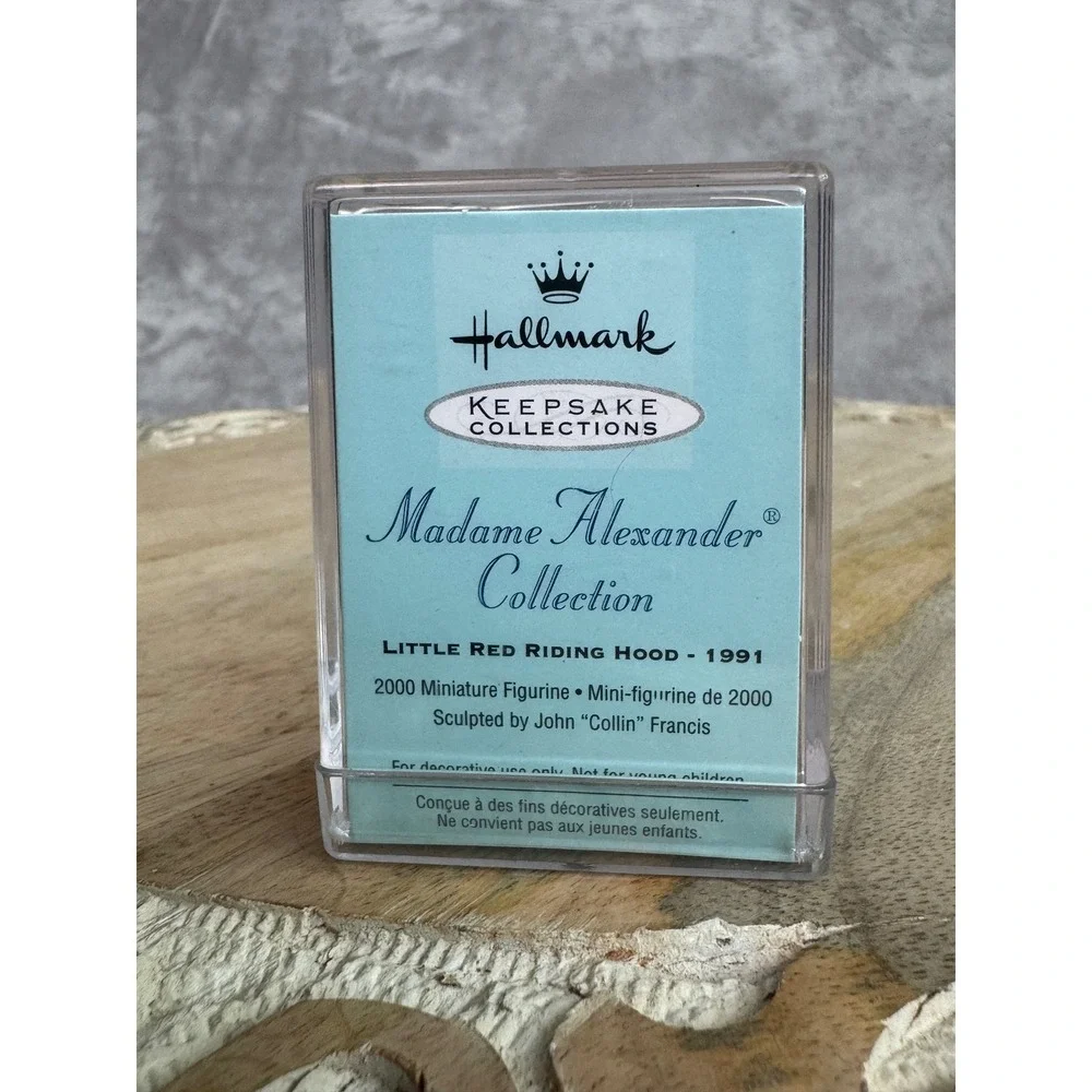 Hallmark Madame Alexander Little Red Riding Hood 2000 Miniature Figurine Case‎